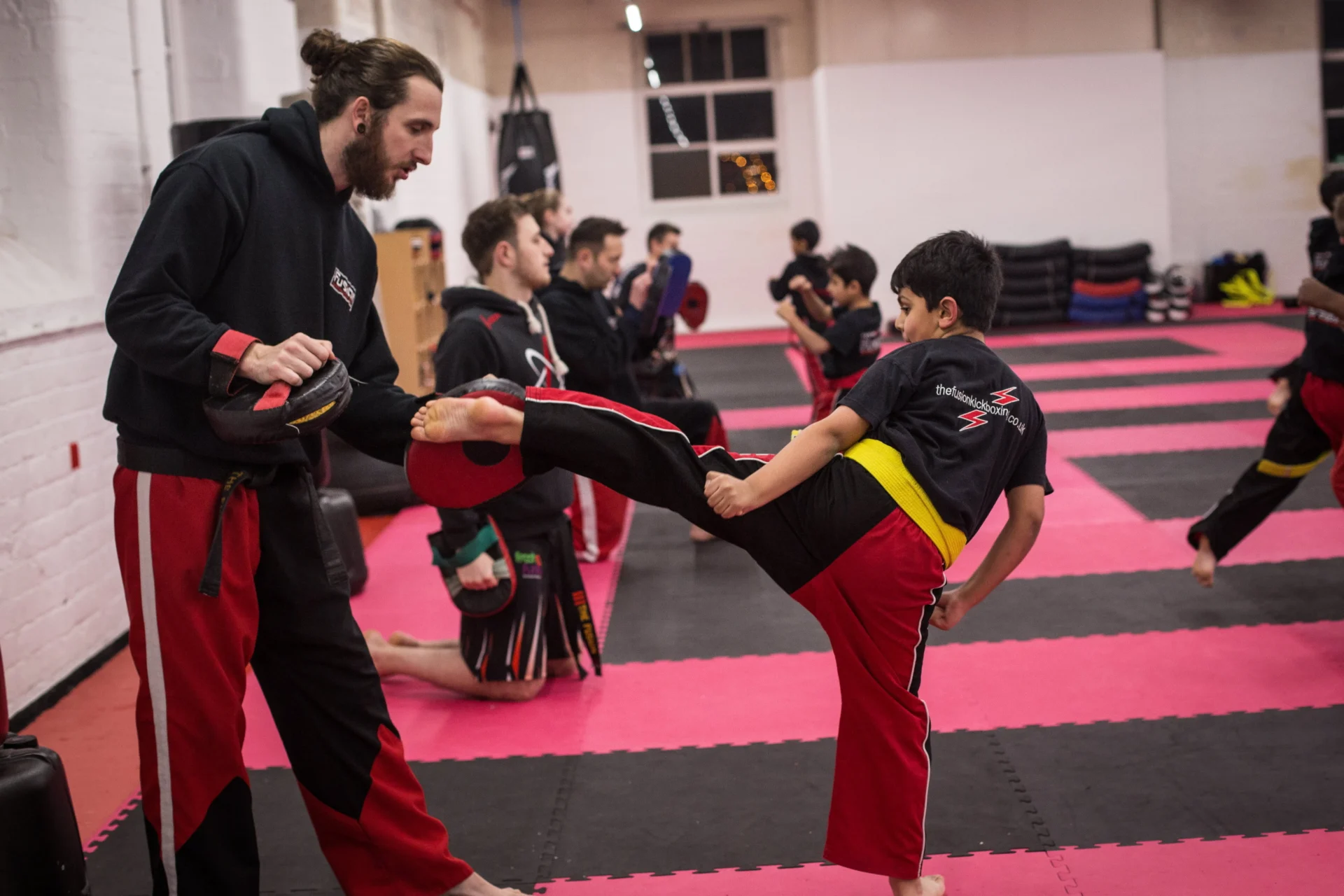 Children-kickboxing-during-kids-class